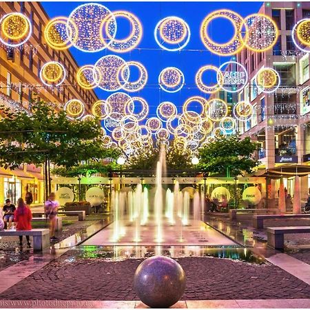 Апартаменти На Центральному Кельнському Бульварі Dnipro Dış mekan fotoğraf